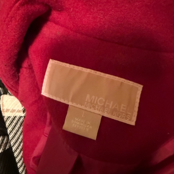 Michael Kors Elegant Women's Red Coat - Picture 4 of 4